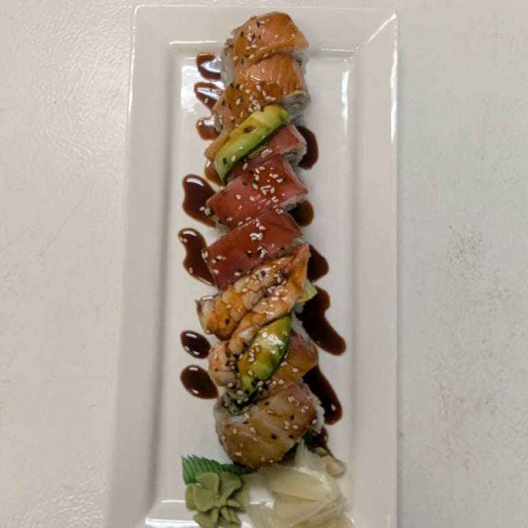 Delicious Rainbow Roll Experience