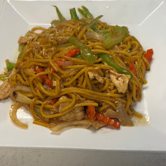 Lo Mein Noodles.