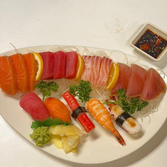 Sashimi & Nigiri Combo A.