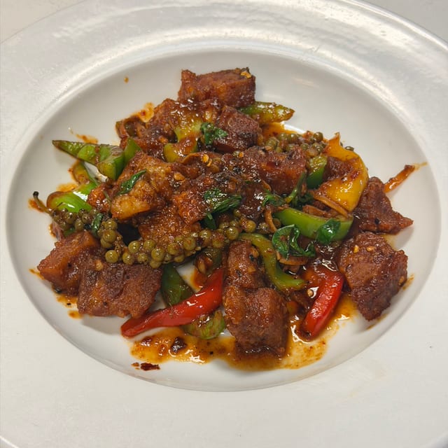 Moo Krob Pad Ped Special.